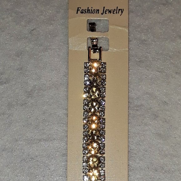 Brand New Luxury Gold & White CZ Tennis Bracelet - Picture 10 of 10